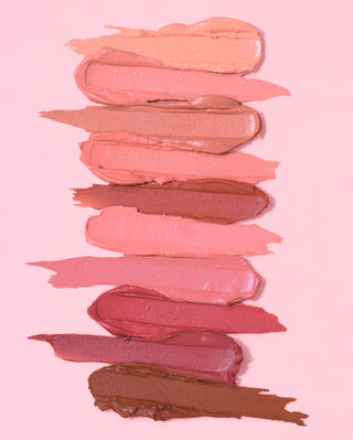 พี. หลุยส์ บัตเตอร์ มี อัพ ลิปสติก พาเลทส์