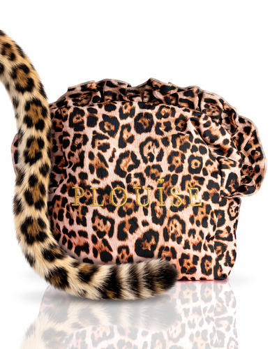 กระเป๋าแต่งหน้า Cheetah Spotted Seduction พิมพ์ลายเสือดาวขนาดใหญ่