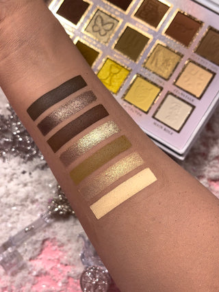 P. Louise If The Crown Fits อายแชโดว์สีกลาง