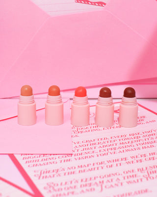 พี.หลุยส์ ซีเคร็ท สแต็ค อาย ลิป แอนด์ ชีค เพน