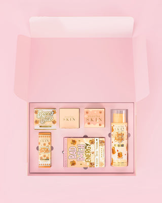 P.Louise Lacey ในสถานการณ์ที่เหนียวแน่นกับ Bestie Box ของฉัน