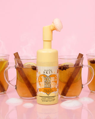 พี.หลุยส์ อิน เลิฟ วิธ มี โฟมมิ่ง เฟเชียล คลีนเซอร์