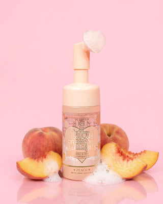 พี.หลุยส์ อิน เลิฟ วิธ มี โฟมมิ่ง เฟเชียล คลีนเซอร์