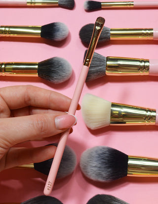 P.Louise #127 แปรงปัดรอยกว้าง