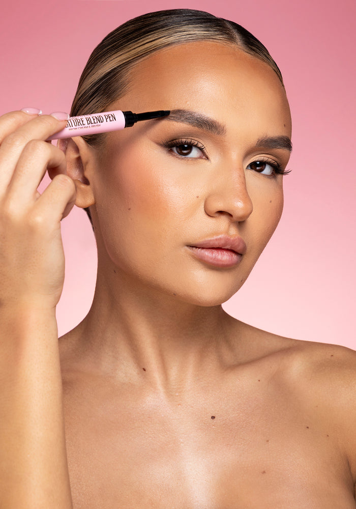 ปากกาและแปรงเขียนคิ้ว Blend Signature